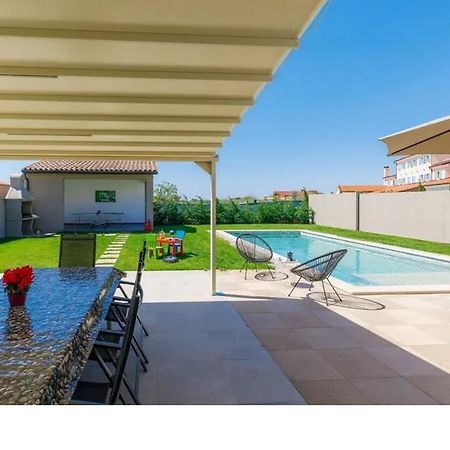 Villa Edi-Heated Pool & E-Bike ชีชาน ภายนอก รูปภาพ