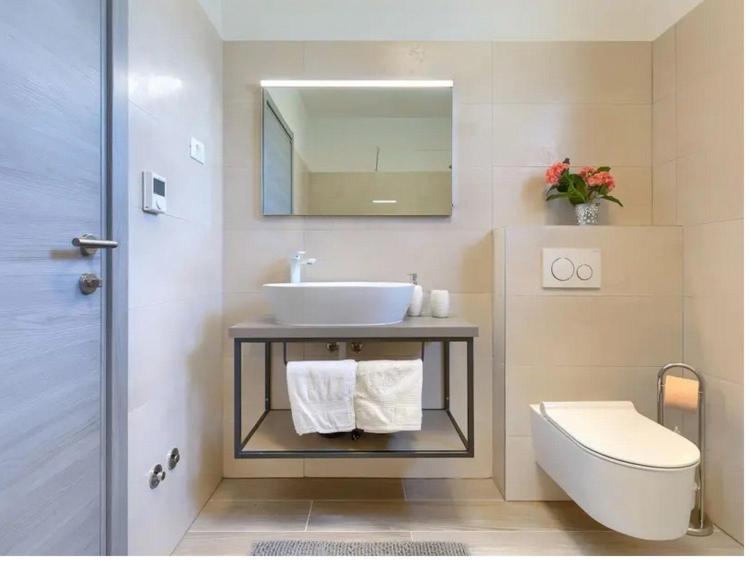 Villa Edi-Heated Pool & E-Bike ชีชาน ภายนอก รูปภาพ